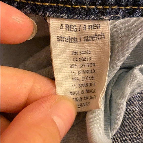 American Eagle size 4 boot cut jeans - Picture 3 of 3